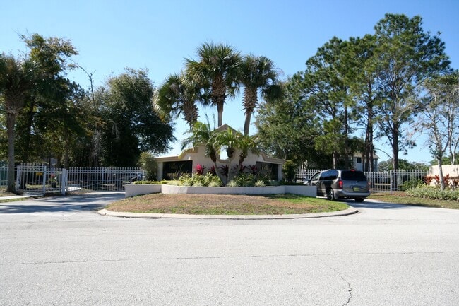 Building Photo - 2671 Emerald Lake Ct Unit 2671