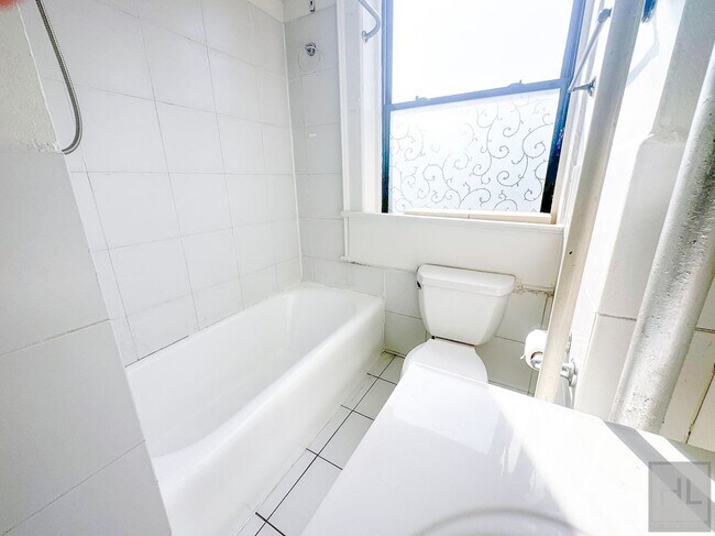 Photo - AMSTERDAM AVENUE Unit 2B