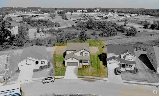 Building Photo - 1910 Hildebrand Ln Rental