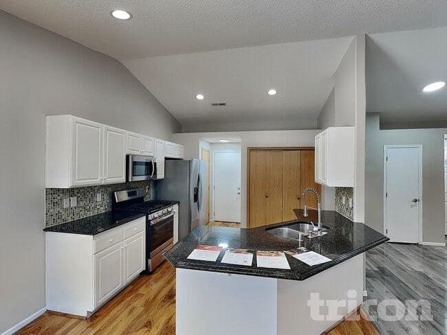 Photo - 2419 NE 164th Ave