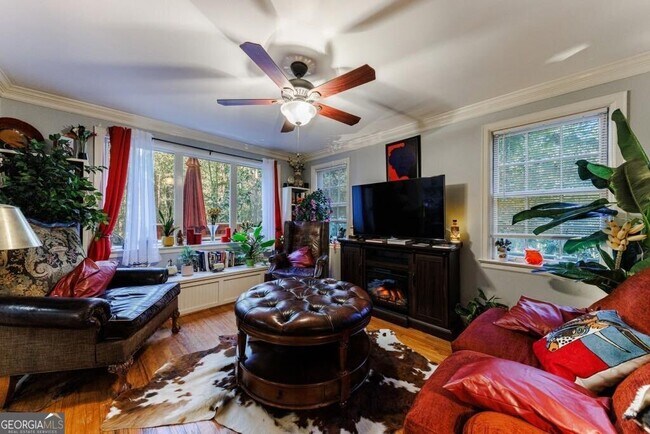 Photo - 1280 Stillwood Dr NE