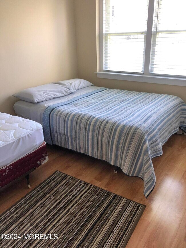 Photo - 113 13th Ave