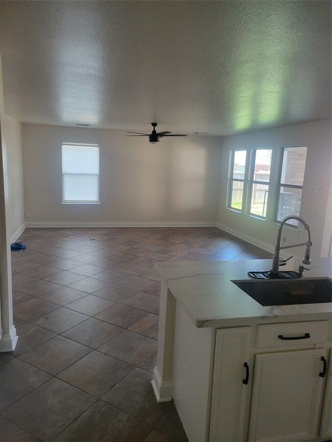 Photo - 3903 Brook Garden Ln
