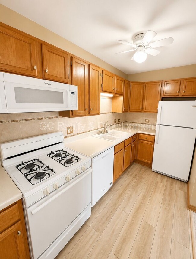 Photo - 57 E Hattendorf Ave Unit 301