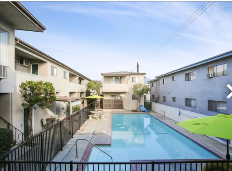 Photo - 400 E Live Oak St Apartment Unit 22