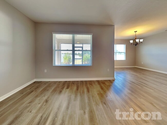 Photo - 4262 Roberta Dr