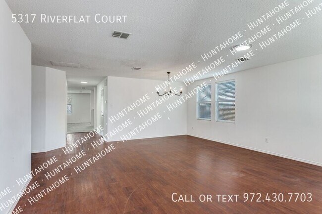 Photo - 5317 Riverflat Ct