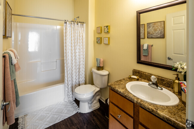 4BR, 4BA - 1,422SF - Second Bathroom - The Registry Apartments