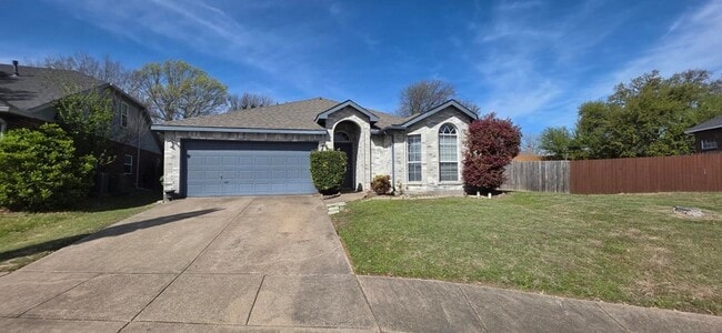 Building Photo - 1814 Mesa Ct