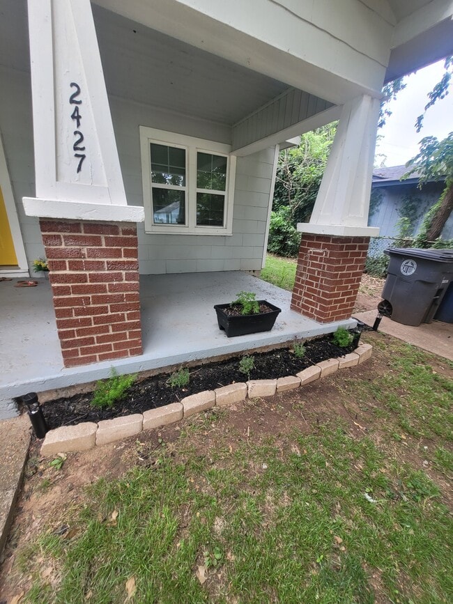 Photo - 2427 S Olympia Ave