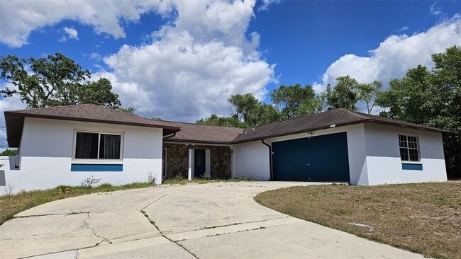 Building Photo - 1524 Newhope Rd