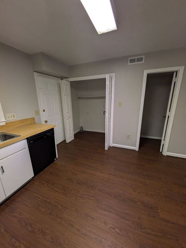 Photo - 2BD/1.5BA Unit in Newton, North Carolina!