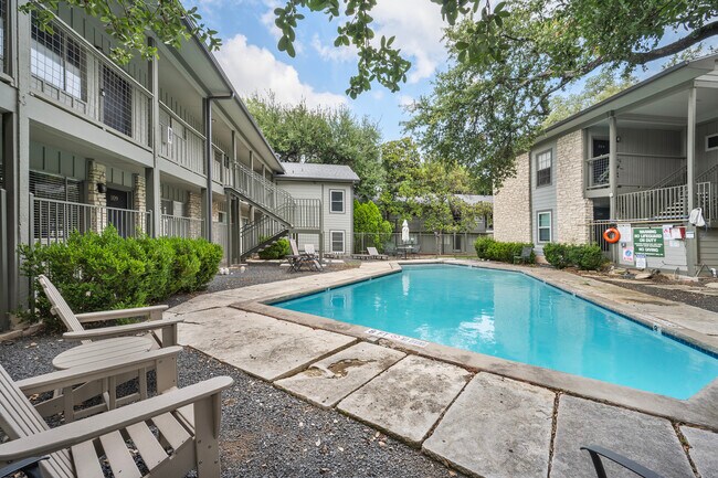Pool - 2303 East Side Dr Unit 109