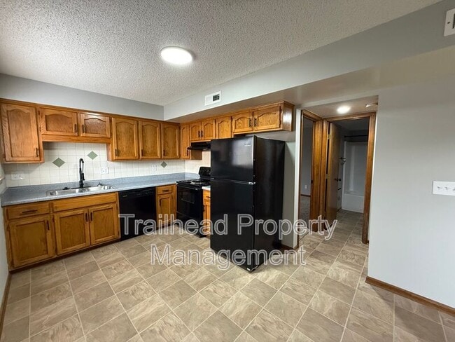 Building Photo - 3407 NW Duncan Rd