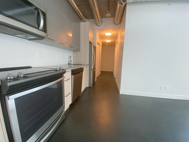 Photo - 624-628 8 Ave SE Unit 402