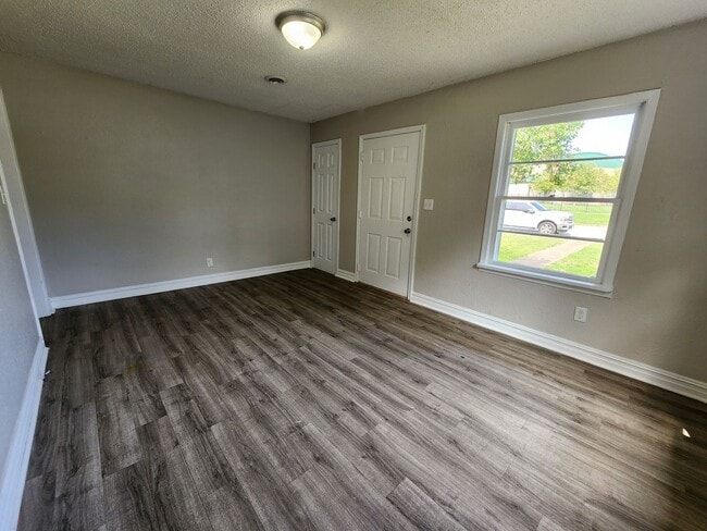 Photo - Spacious 2-Bedroom, 1-Bathroom Home AVAILA...