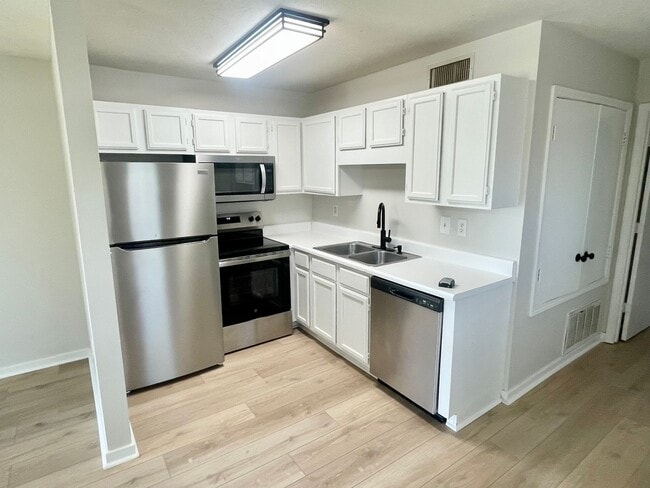 Photo - GS-Oak Village I