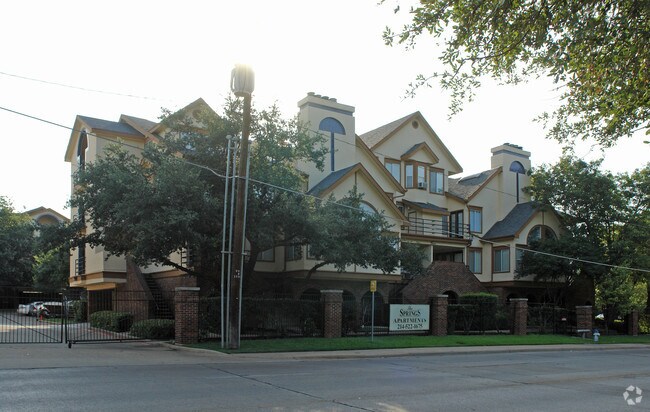 Photo - Springs Apartments