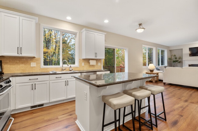 Photo - 22202 68th Pl West