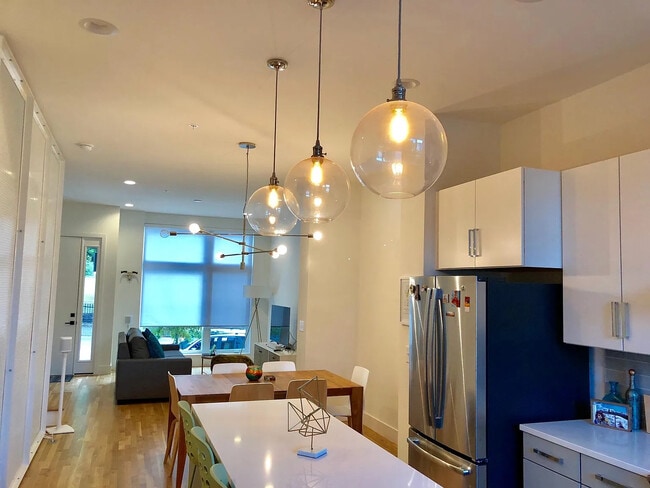 Photo - Room in Townhome on New Bern Ave