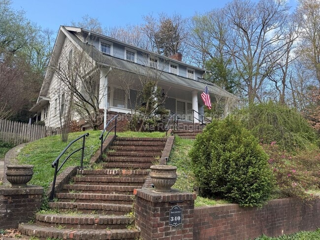 Photo - 340 W End Blvd