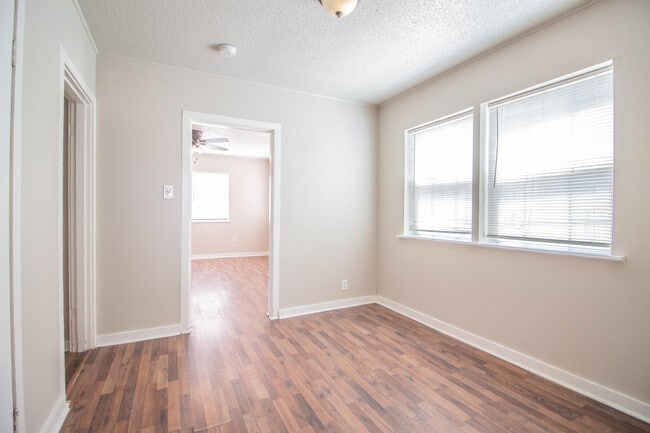 Photo - 1408 24th St