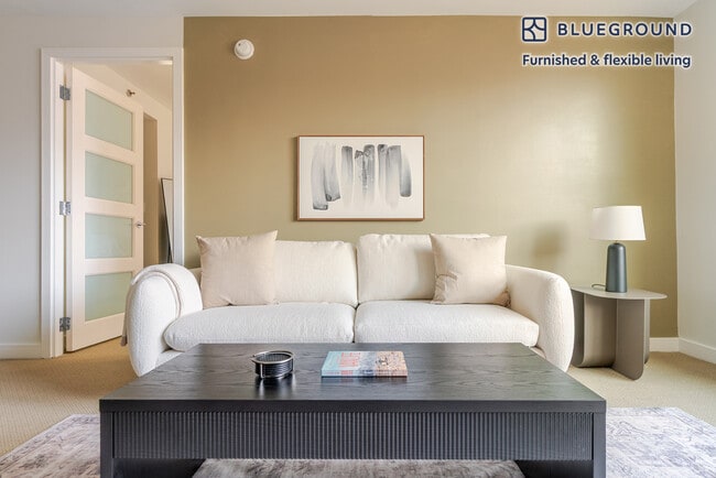 Photo - 425 8th St NW Unidad FL8-ID1165