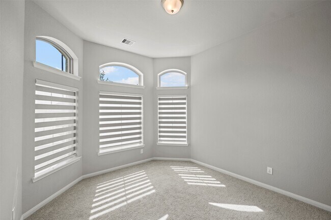 Photo - 11307 Cosmopolitan Dr