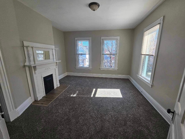 Photo - 2009 Greenup St