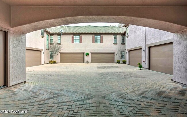 Photo - 1716 Alpine Meadows Ln Unidad 1007 Rental