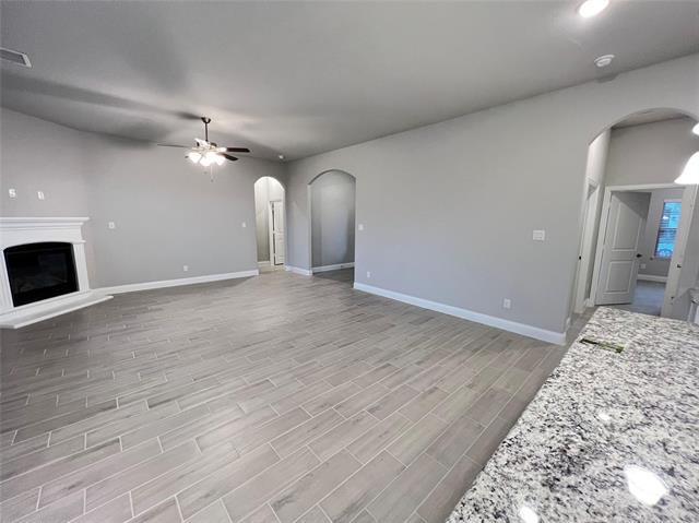4008 Whitetail Ln