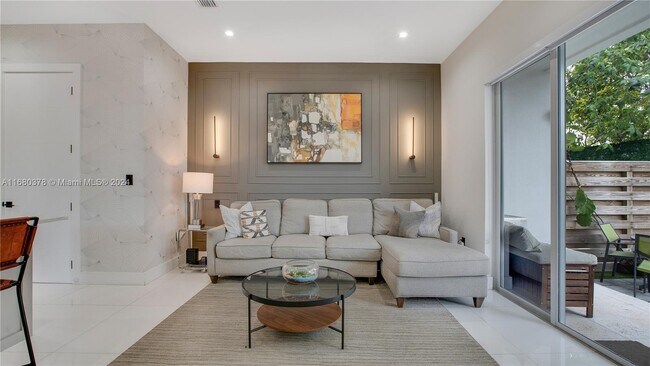 Photo - 2795 SW 31st Ave