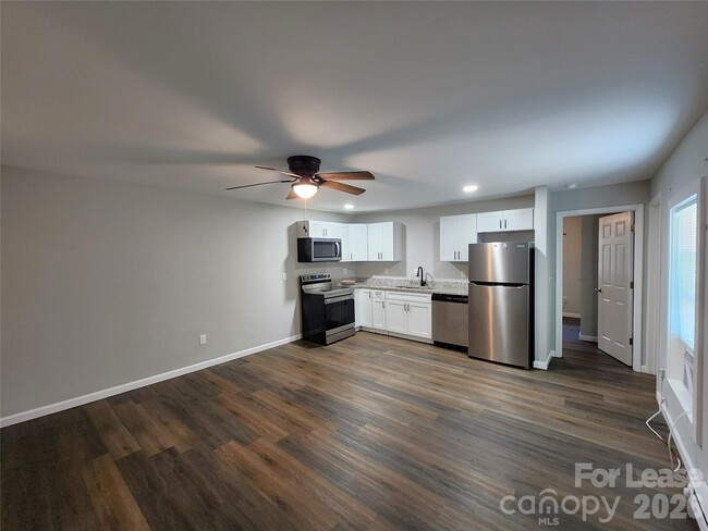 161 Cannon Ave NW