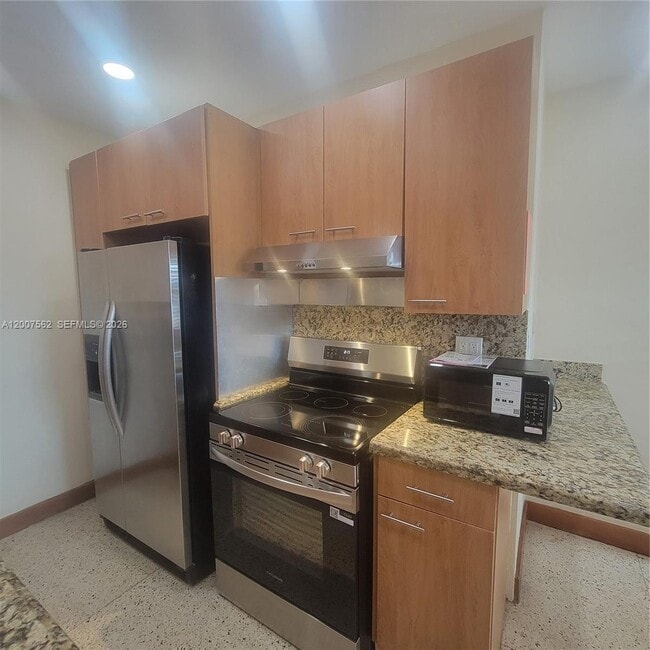 Photo - 7400 Harding Ave