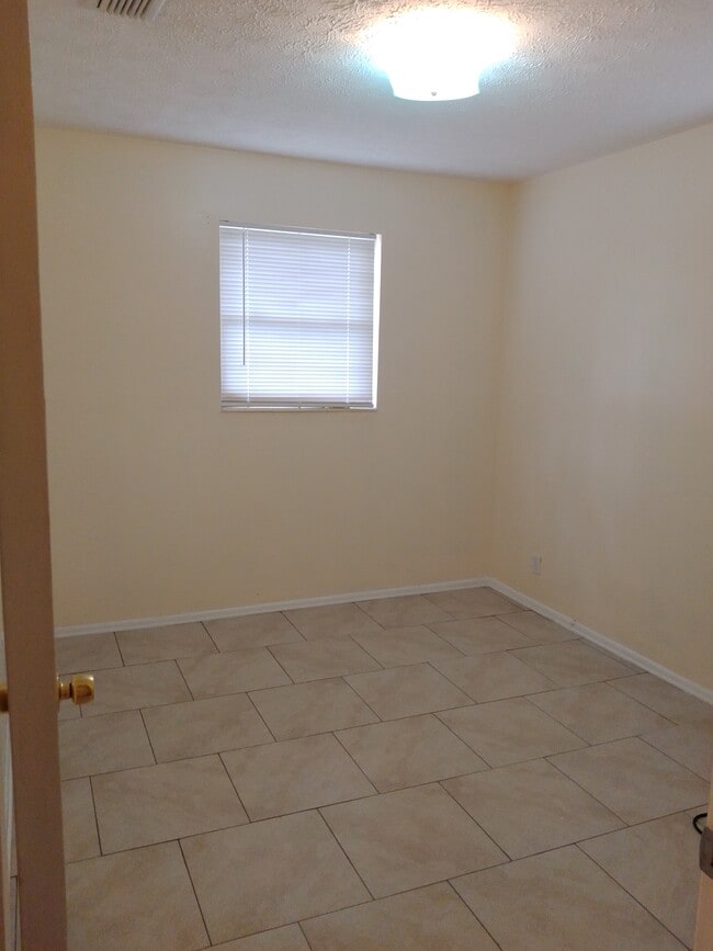 Photo - 2537 Chris Ct