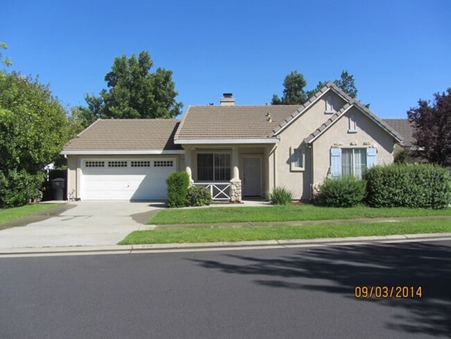 Photo - 858 Laurel Dr