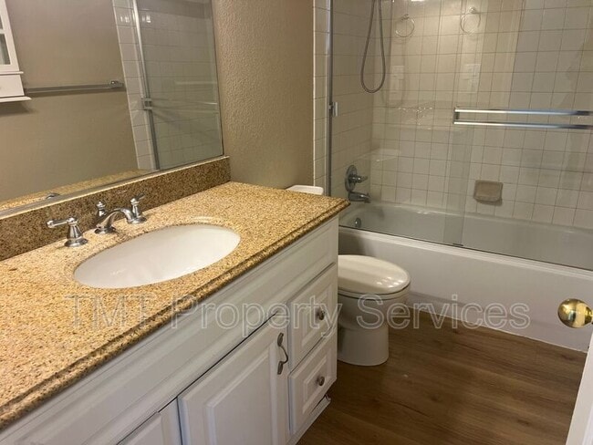 Photo - 8631 Hummingbird Way