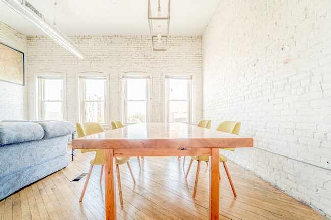 Photo - 186 State St Apartment