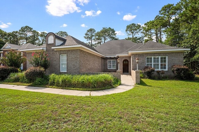 632 Magnolia Cir