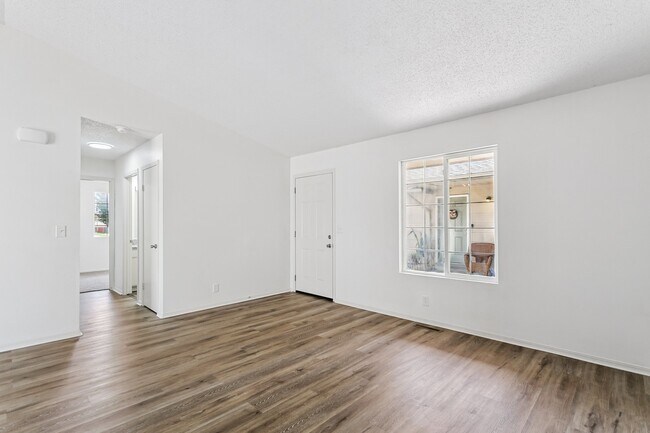 4319 S Elizabeth Ave Unit 1