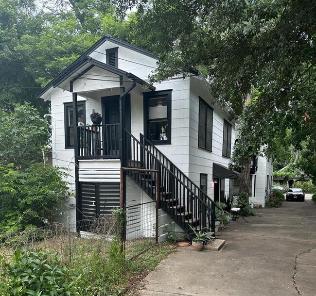 Photo - 4302 Avenue G Townhome