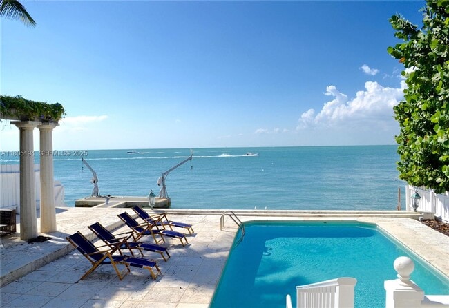 Building Photo - 710 S Mashta Dr