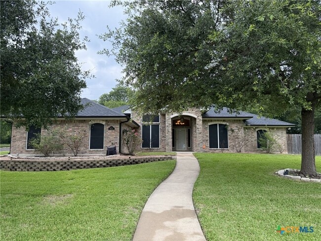 Building Photo - 621 S Roy Reynolds Dr