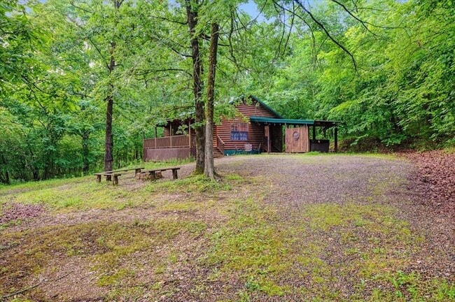 Photo - 206 Orca Rd