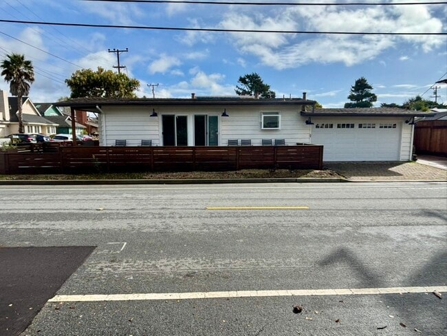 View from 47th Ave - Parking - 4710 Jewel St