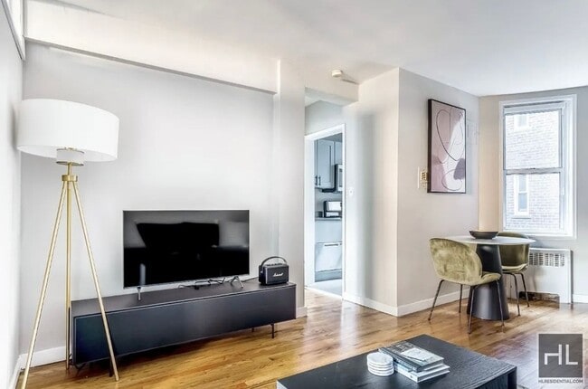 Building Photo - East 58th Street