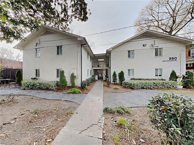 Building Photo - 880 N Highland Ave NE Unit A1