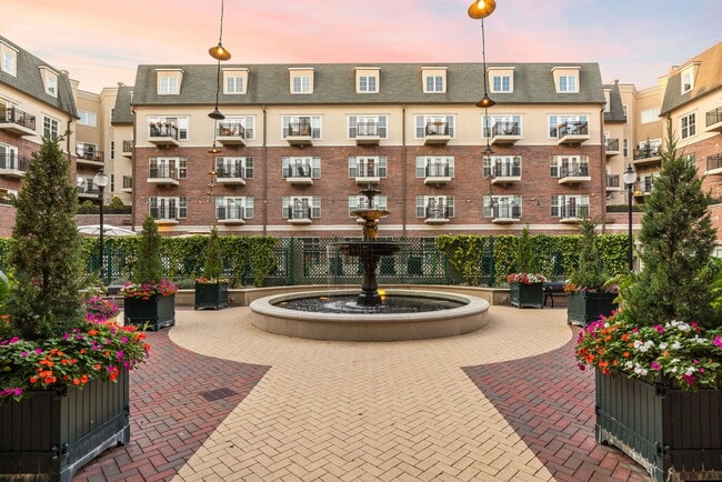 Sophia Square