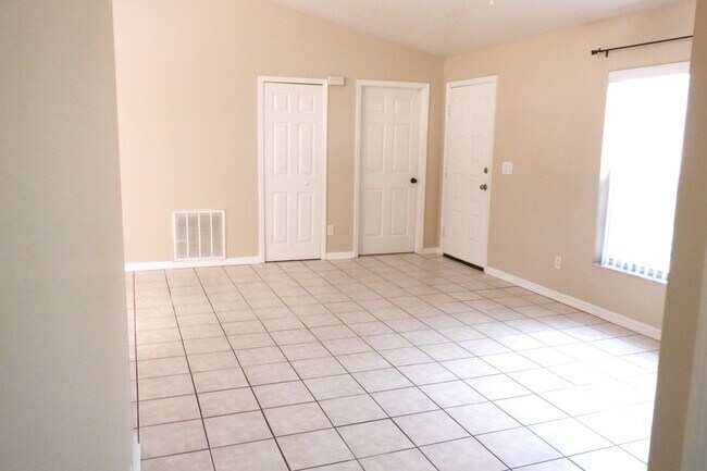 Photo - 1351 Danbury St SW