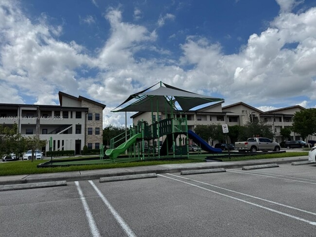 Photo - 7915 NW 104th Ave Unit 33